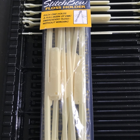 SStitch Bow. A DMC floss organizing & storage system. - Picture 3 of 4